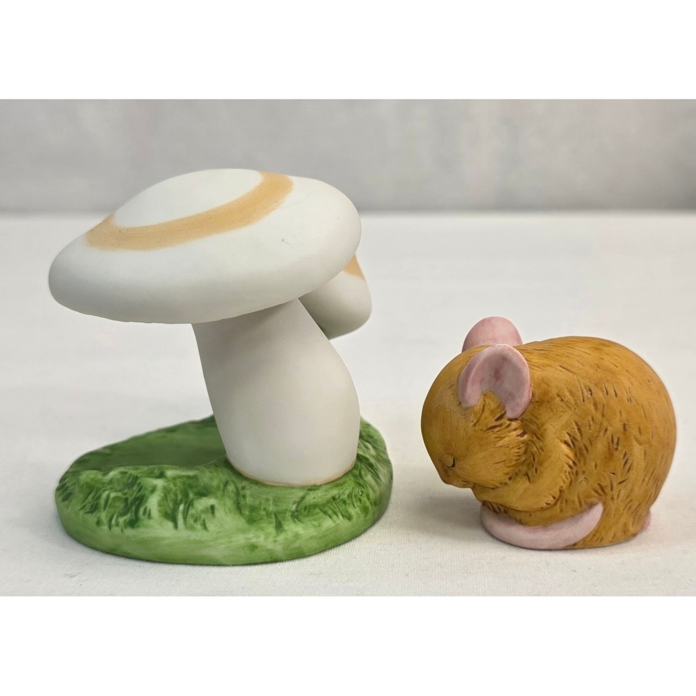 Franklin Porcelain Woodland Surprises Mouse and Raccoon Figurines 1984 Set of 2 - Picture 3 of 16